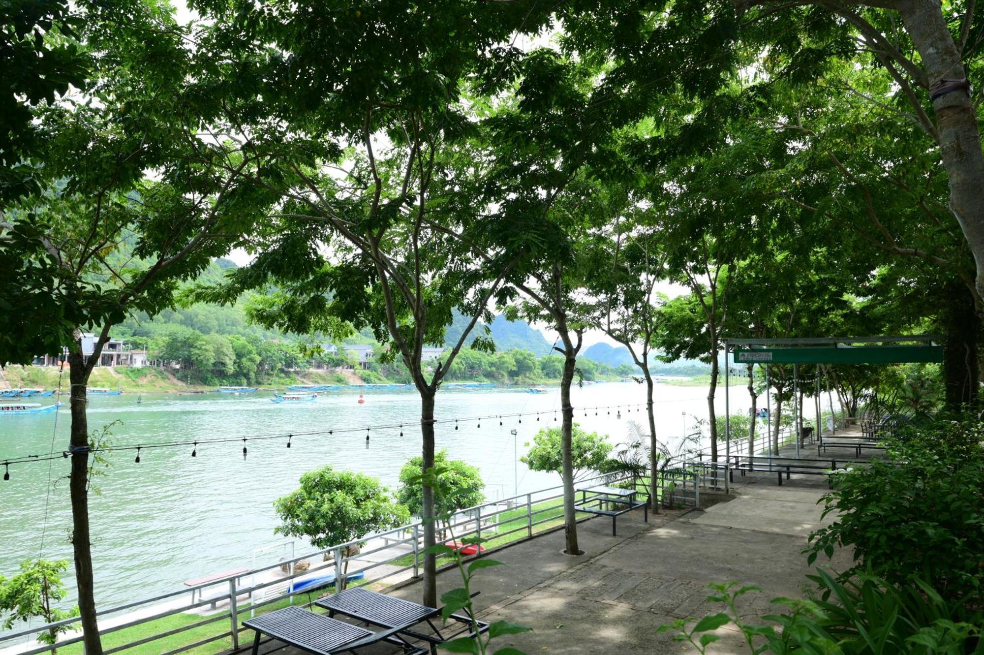Restful River Bungalow Phong Nha Eksteriør billede