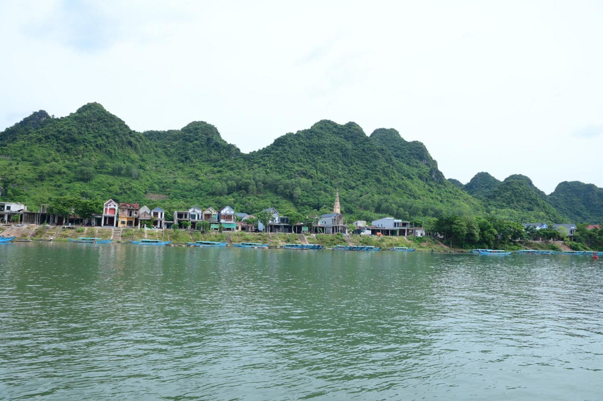 Restful River Bungalow Phong Nha Eksteriør billede